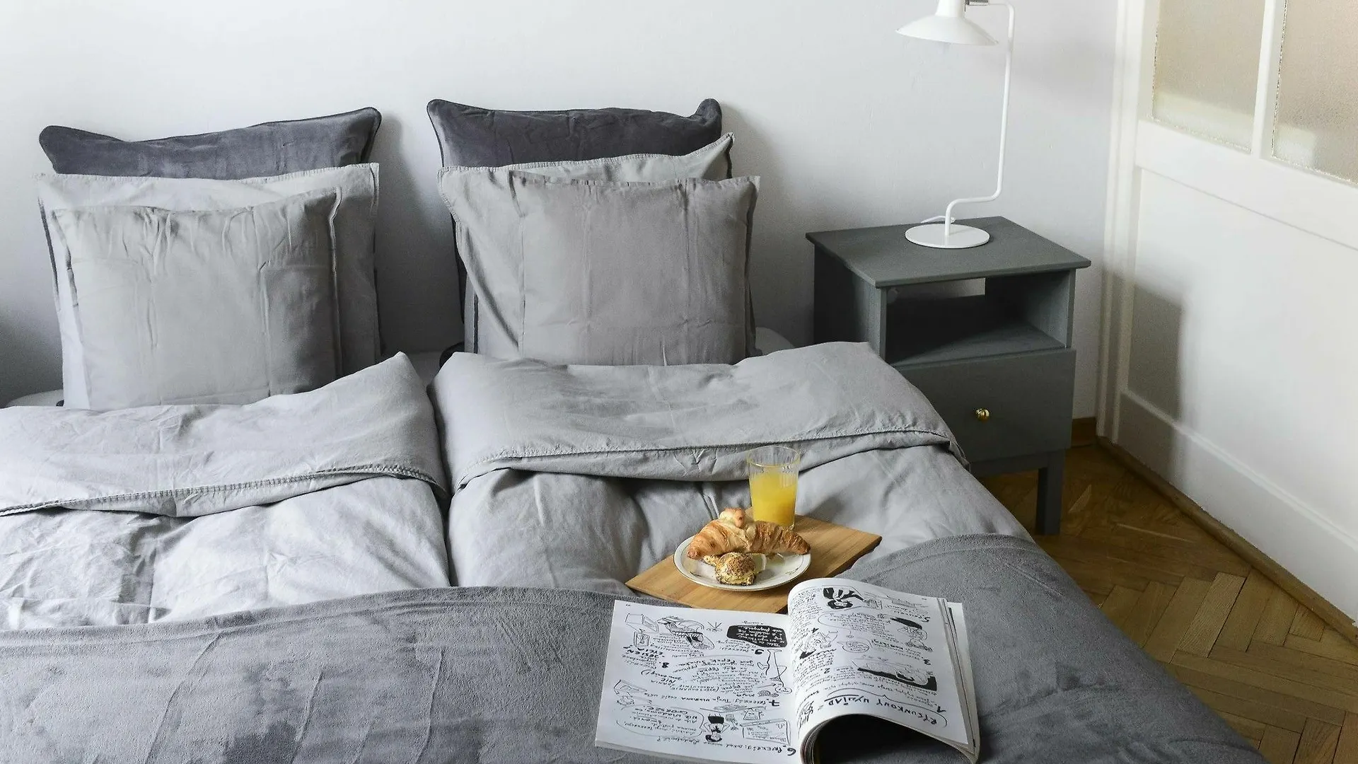 Designers Apartment In The Old Town Warszawa 0*,  Polen